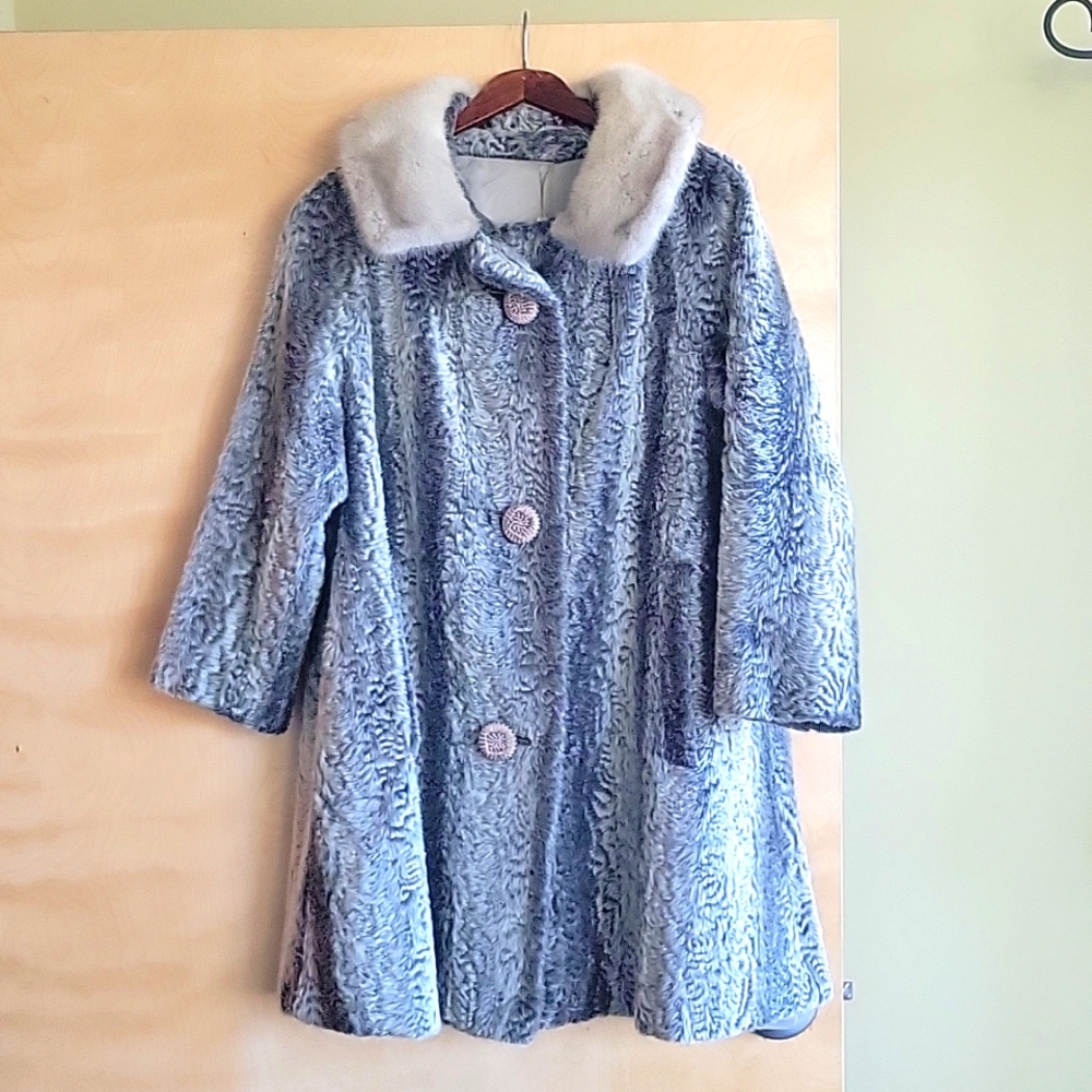 Woman's Vintage Faux Fur Coat